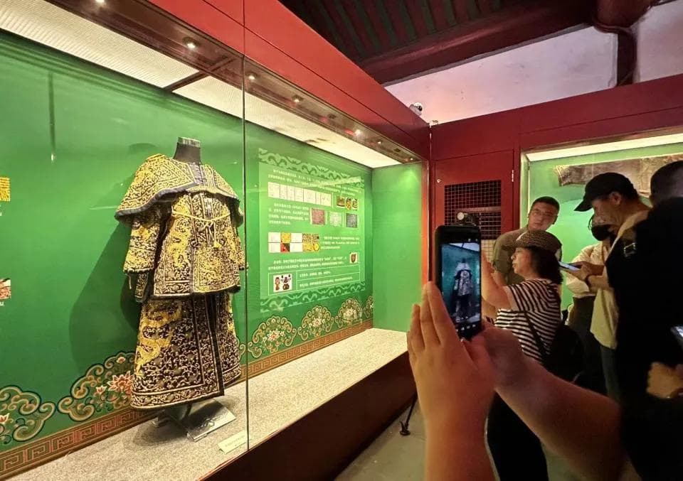 沈阳故宫申遗20年：50余件修复文物首次集中展出