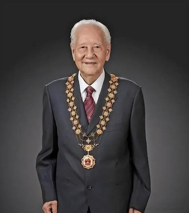 87年，广东一位老人看杂志，才知多年没见的儿子黄旭华是国家功臣