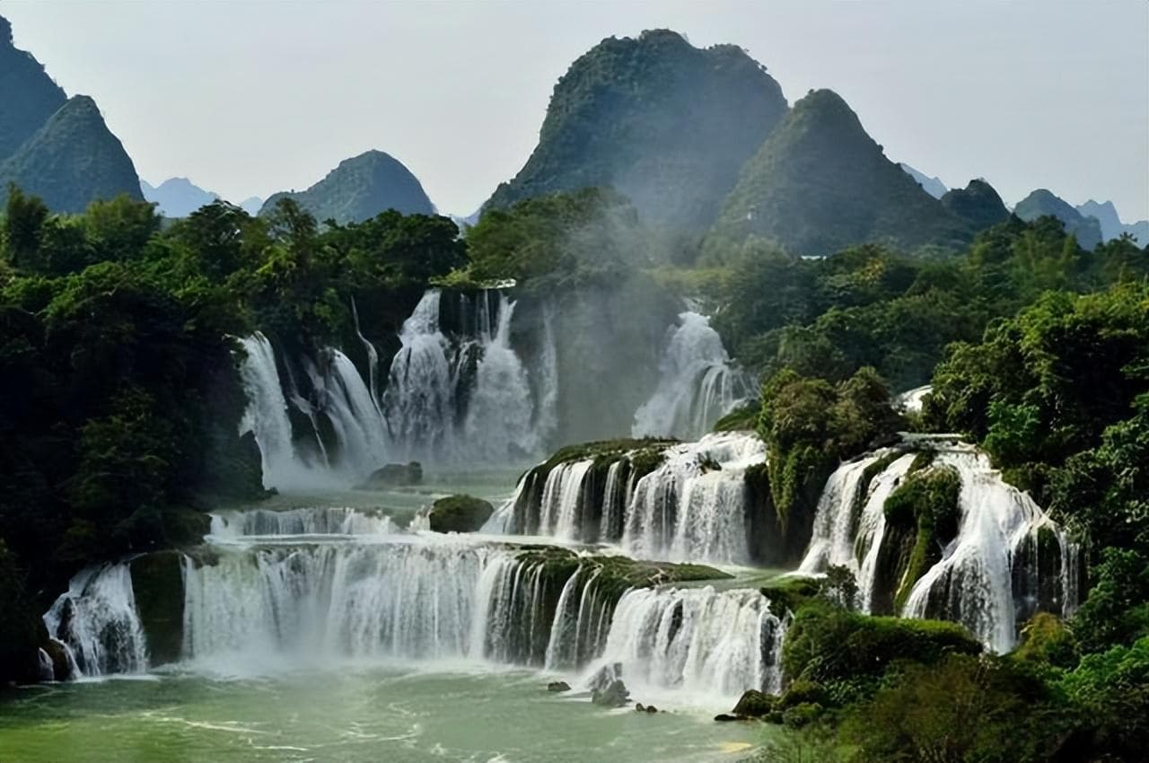 最适合6月份旅游的10个地方(六月份旅游城市)