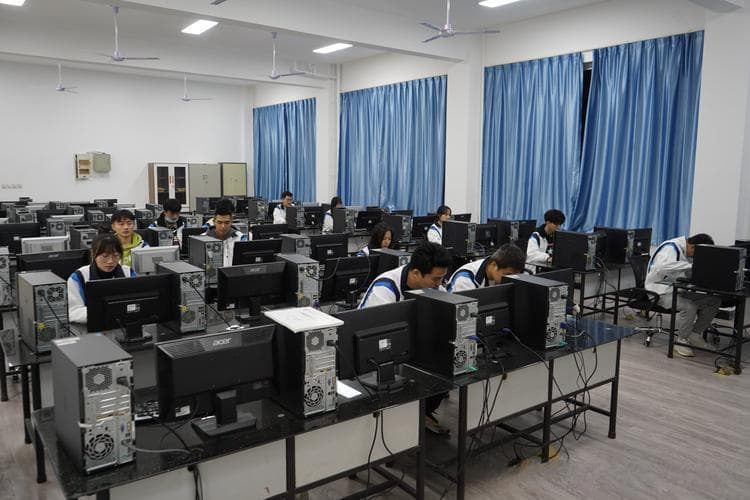 大学专业解读：信息工程