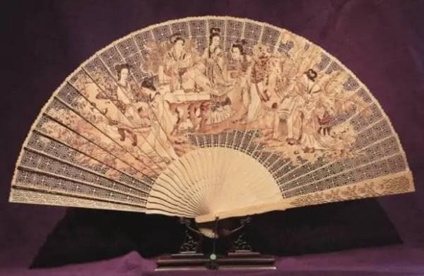 一袭汉服设计：文人雅趣，题扇画扇与中国古代艺术