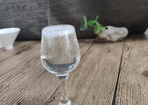 酒你喜欢温着喝？好吧，这就是你想要的：各种温酒的方法