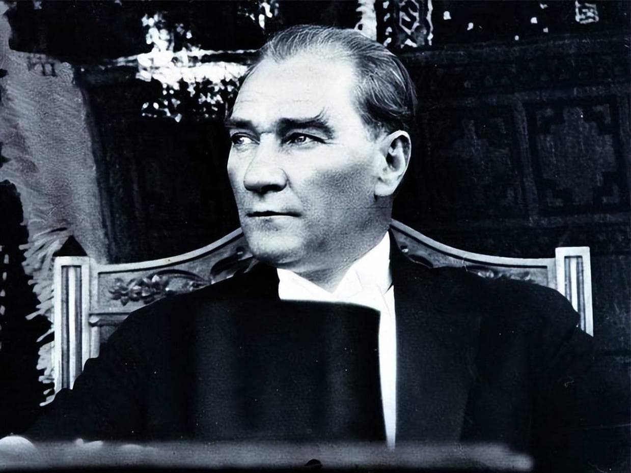 世界公认的“十大伟人”，中国2人入围，排名远比你想象的还要高