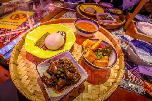 旅途饮食攻略：健康美味两不误