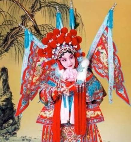 穆桂英的子女缘：历史与传说中的家庭篇章