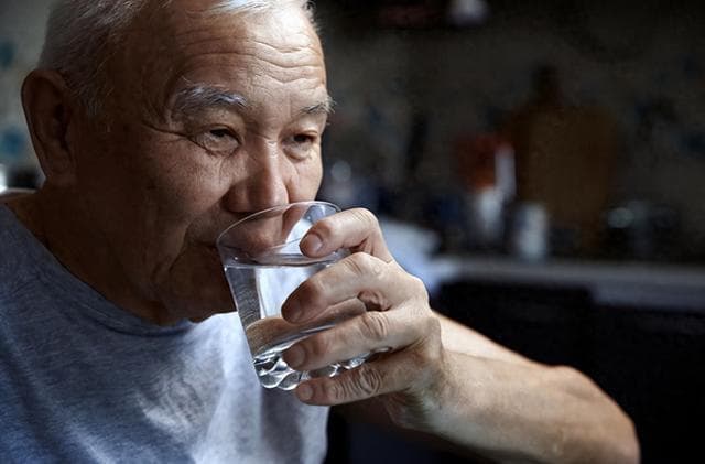 长期喝酒的人，突然把酒戒了，身体会发生什么变化？一文为你揭晓