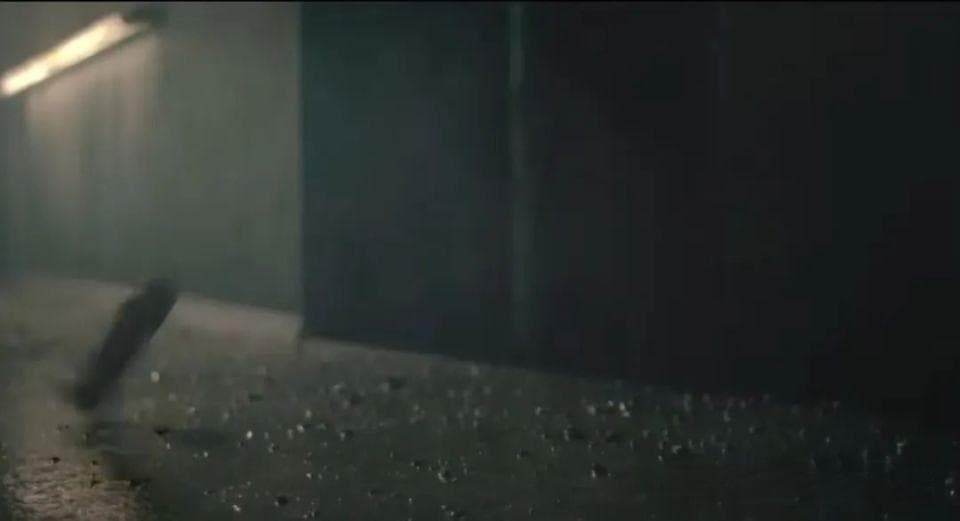 手榴弹规避：真实战场的生存技巧