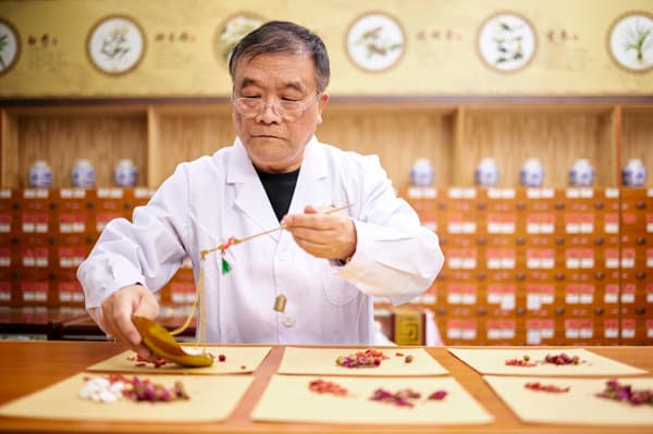中药在新型冠状病毒肺炎中的作用
