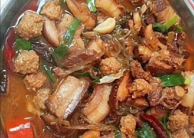 山西烩菜：探秘传统美食的精华制作技巧和独特口味