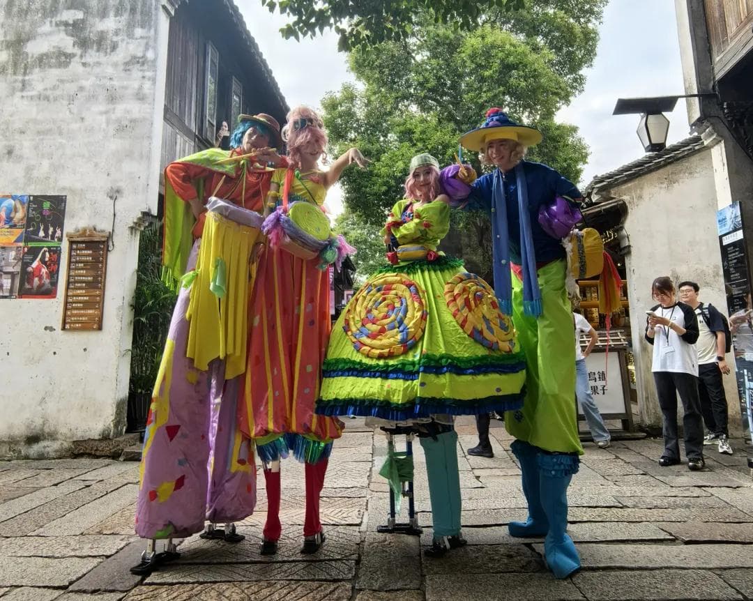 第十一届乌镇戏剧节：金秋送爽时 人在戏中游