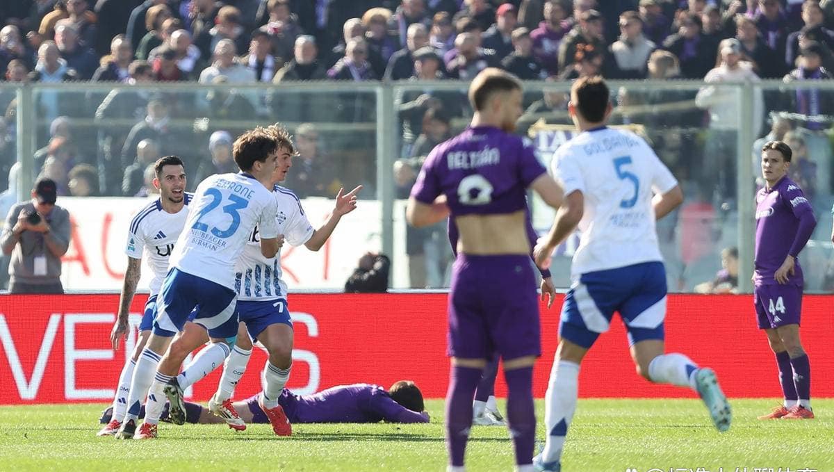 科莫客场2-0完胜佛罗伦萨，法布雷加斯中场战术立功，成功终结三连败