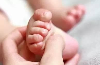 月嫂分享：新生儿出生一个月20个护理重点，新妈必收！