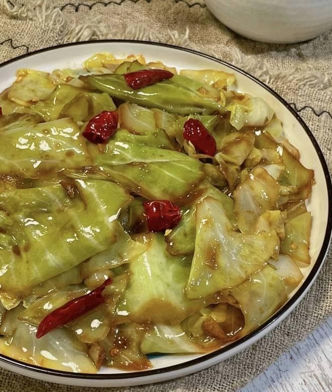 五分钟美食速递·舌尖上的奇迹：手撕包菜