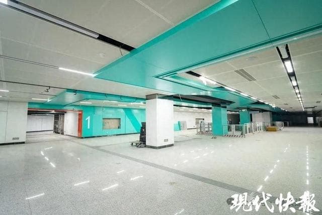 主打“人文江岸”风！南京地铁9号线首个标准车站装饰安装完工