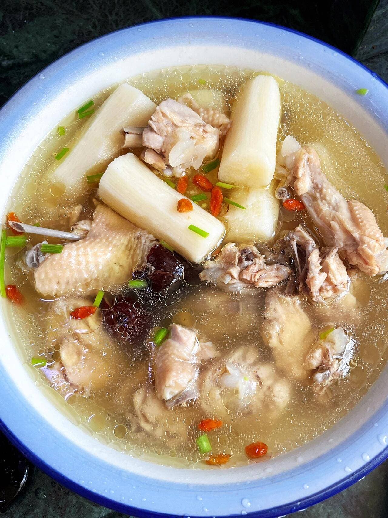 怎么熬鸡汤才能更鲜？