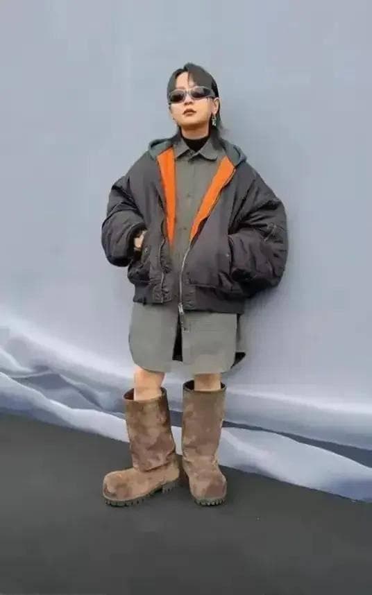 周笔畅巴黎时装周被劝离场，引发时尚边界讨论