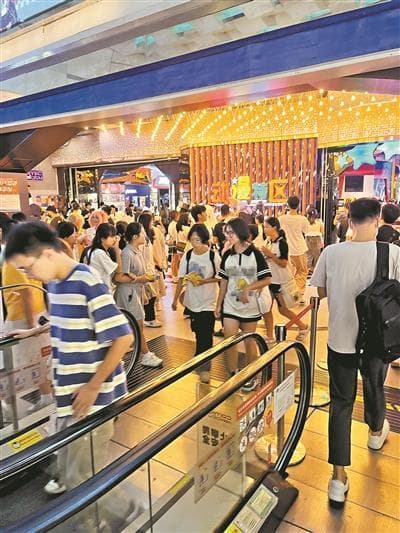 年轻人、二次元爱好者热衷线下“吃谷” 新入局者仍面临诸多挑战