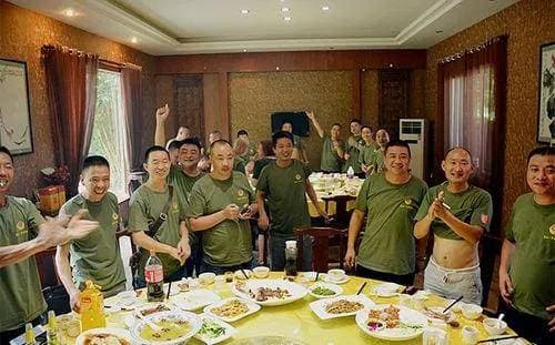 战友八一聚会，必须注意以下八个方面！否则后悔来不及！