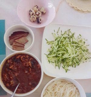 美味肉末酱香打卤面的制作方法（用新鲜食材）