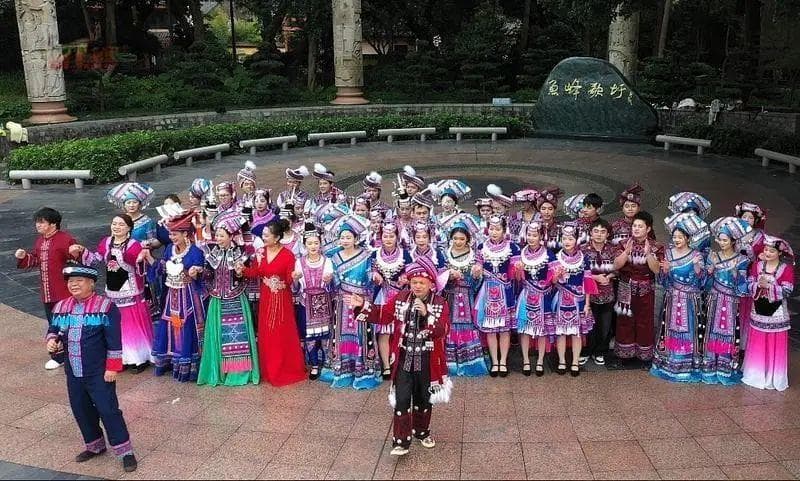 山歌对唱、直播、新民歌演绎……柳州“鱼峰歌圩”岁末展演好热闹！