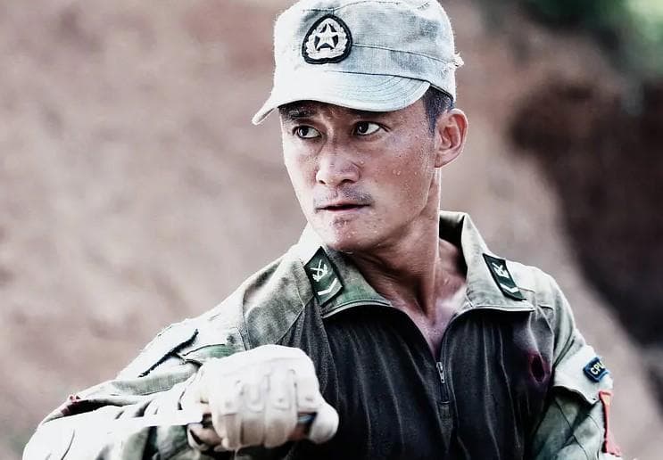《战狼》：爱国主义的强烈共鸣——一部震撼人心的史诗之作！
