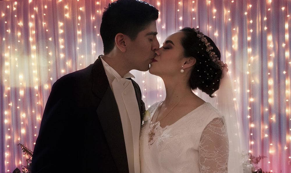 老式结婚告祖仪式：农村地区的传统婚礼习俗