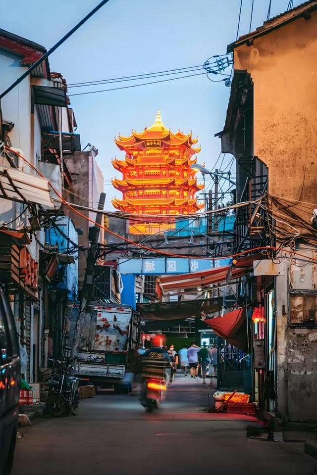 有人说黄鹤楼不值得一去？其实是因为他真的不懂黄鹤楼。