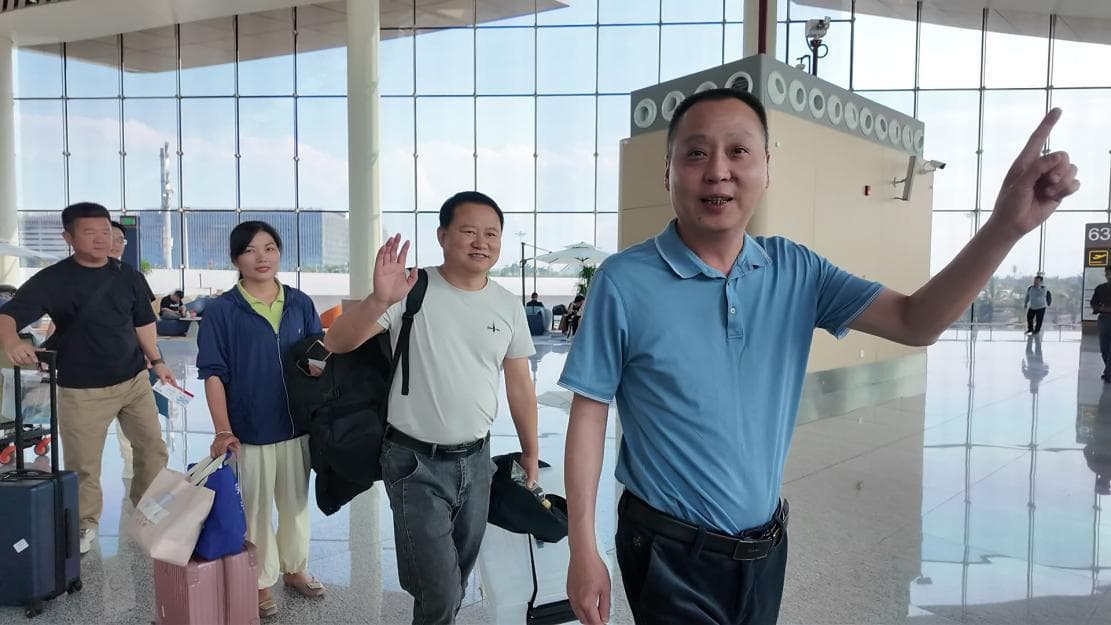 “南”虾“北”运，鲜声夺人