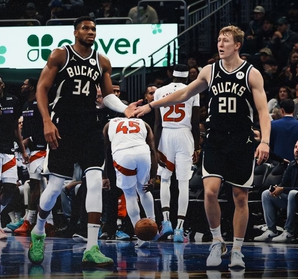 NBA新赛季表现最佳10大球星：约基奇制霸四项数据，湖人真核上榜