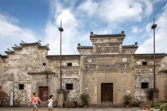 探秘浙江金华雅湖古村：前临松溪后枕秀峦，古建景观美不胜收