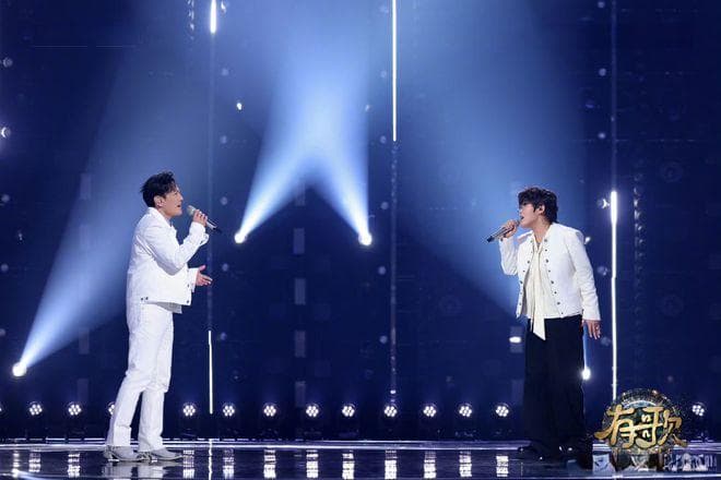 乐评人鉴赏《谦让》：张信哲X王靖雯，两代歌手对情歌的美学复兴