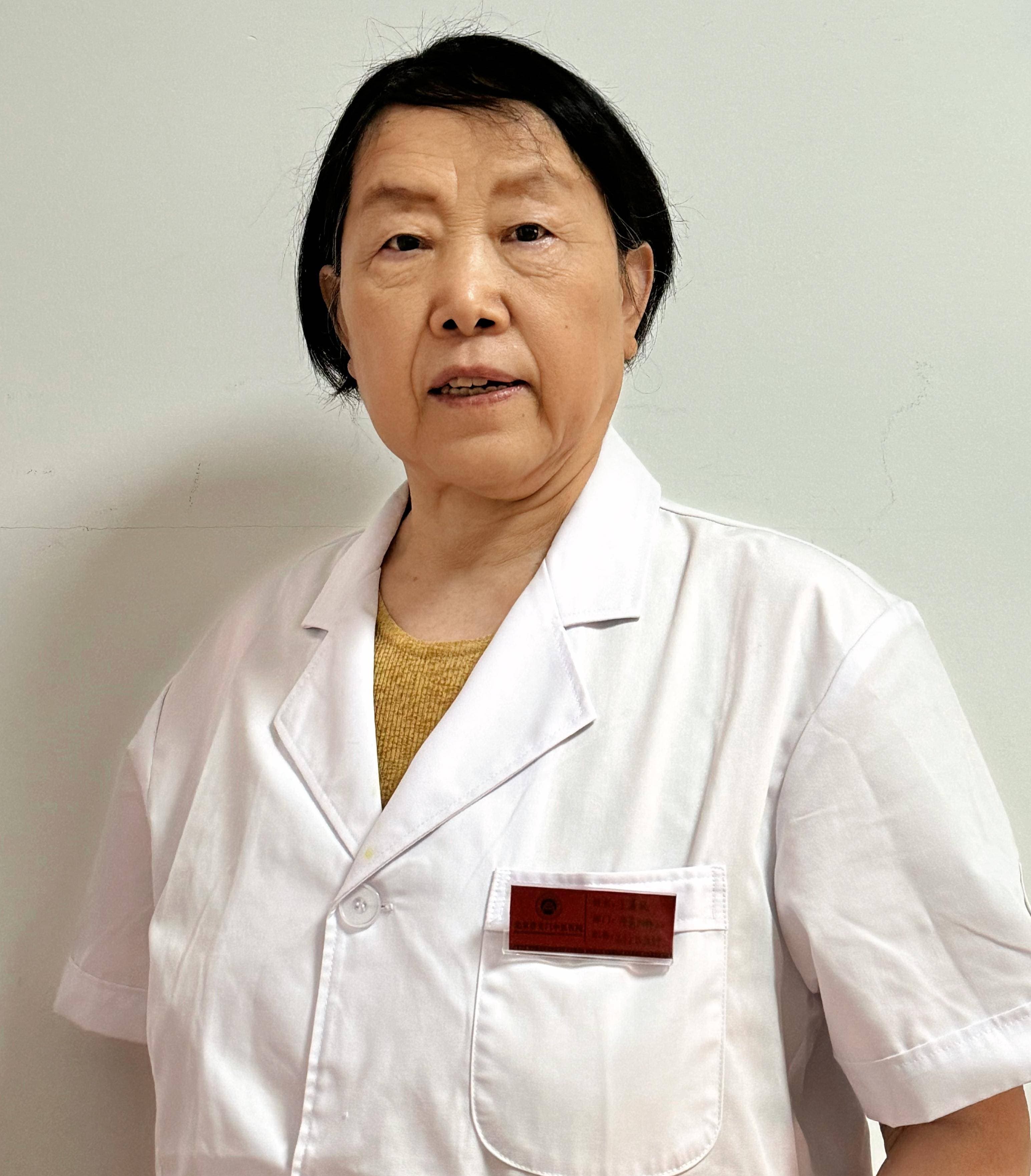 中医王莲凤医生：便秘长期不排便 腹胀 怎么调理好