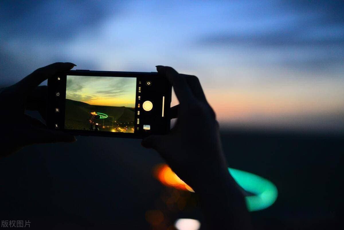 f1.8和f2.4光圈哪个好？一文详解光圈选择指南