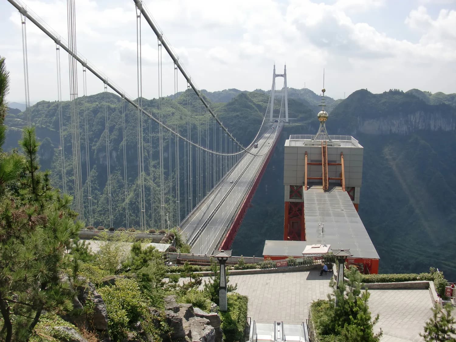 花江峡谷大桥：贵州交职院助力打造“世界第一高”