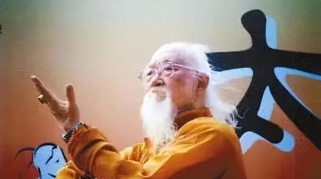 吕紫剑：蒋介石的贴身保镖，活到119岁的武林传奇