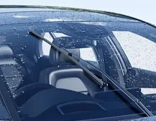 雨刮为什么要定期更换？