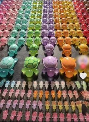 “乌龟对对碰”“硬控”全网？直播开盲盒有风险！