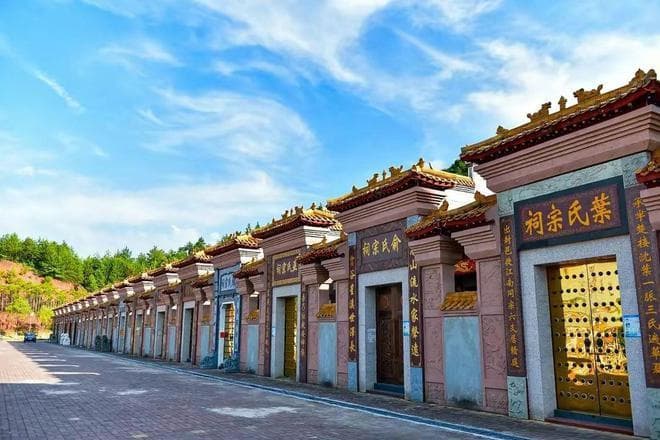 全国最大的百家姓宗祠，犹如皇宫一样霸气，这里有你的姓氏吗？