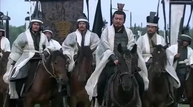 《三国演义》中的刘备与诸葛亮：领导艺术大揭秘