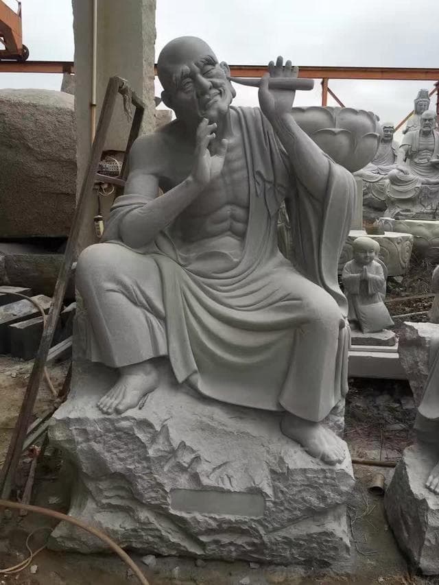 石雕十八罗汉佛像图片及名称：解读罗汉身份与寓意