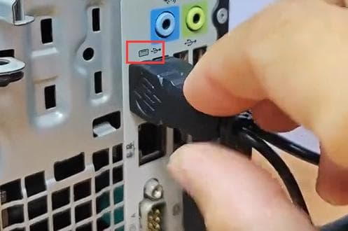 电脑怎么用键盘开机？找对BIOS这个设置就可以