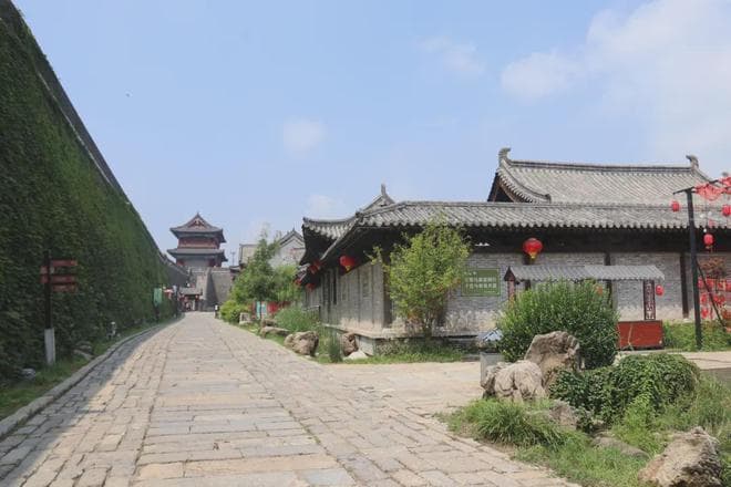 山东又一古镇火了，景色不输台儿庄，被誉为山东第一府城，免门票