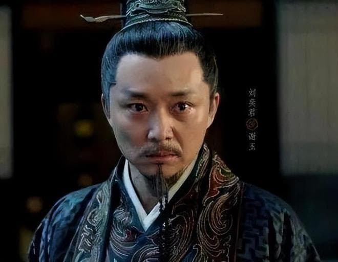 看《琅琊榜》原著才知，谢玉在婚后，屡次使用情丝绕玷污莅阳