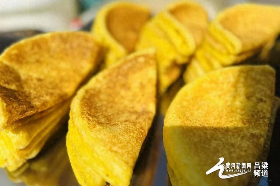 清明时节 摊黄飘香——传统美食唤醒城市烟火