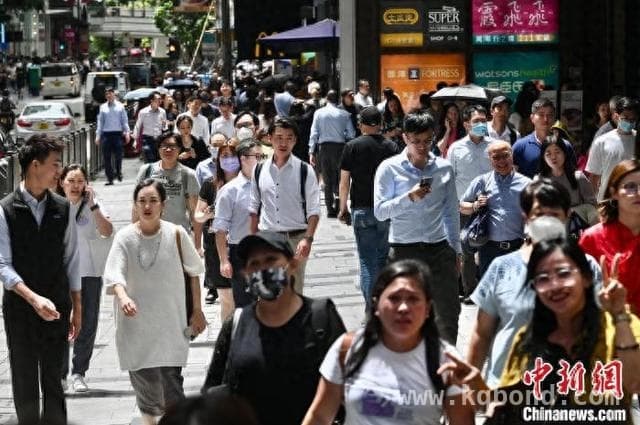 2024年5 - 6月香港雇员薪资中位数上扬，行业学历差异凸显