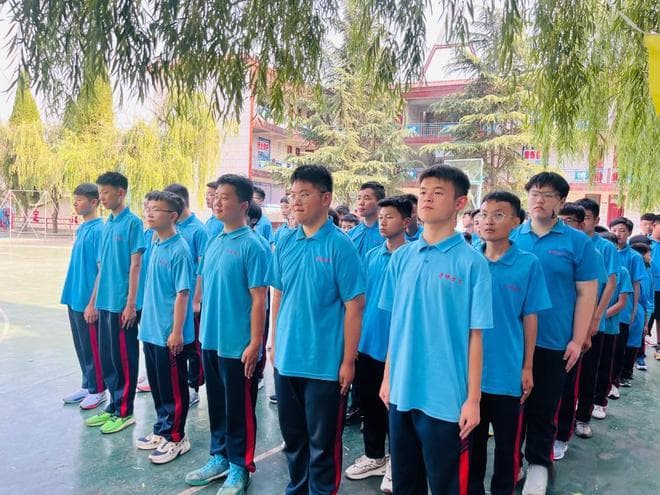 家长如何有效引导孩子远离网络游戏沉迷？