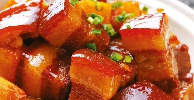 午餐肉蒸豆腐，美味又营养（用午餐肉和豆腐）