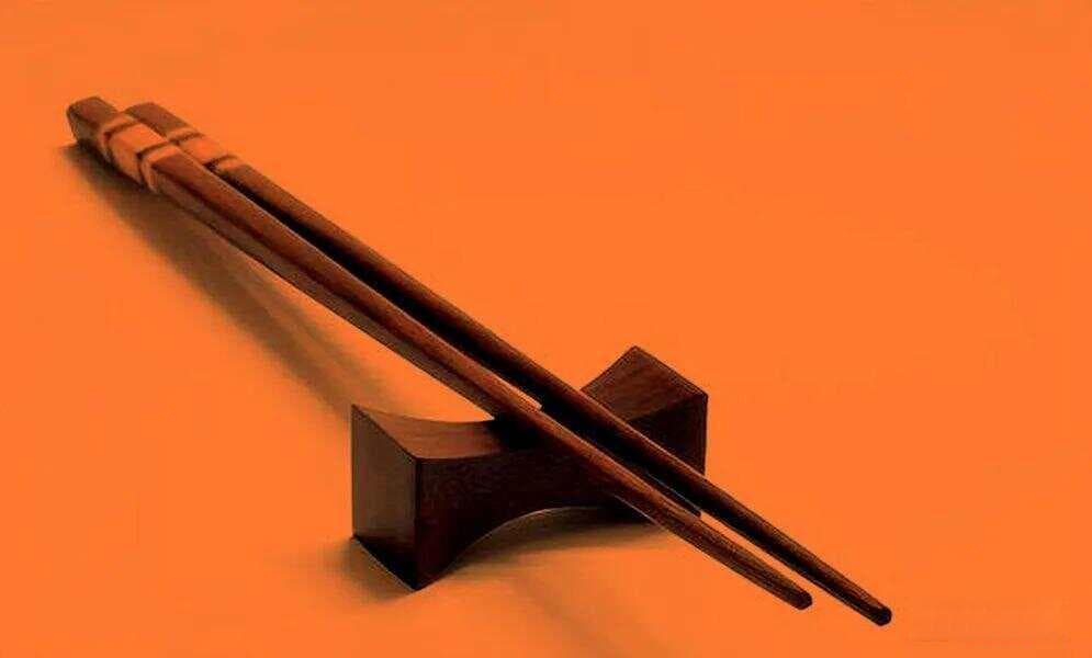 中华筷子：千年智慧结晶，精妙身形藏玄机，文化内涵很丰富