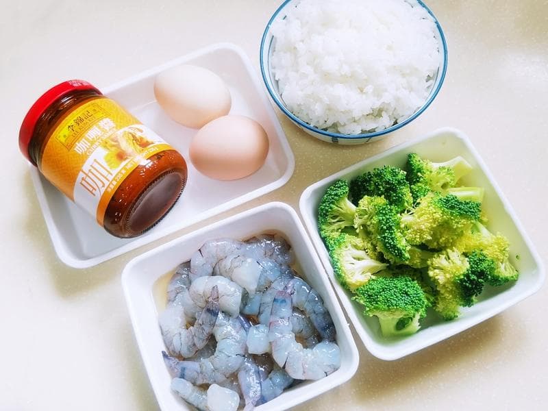 大师菜谱 | 咖喱酱虾仁炒饭