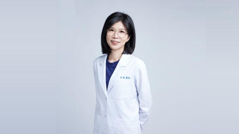 等待20年的A酸外用新药：比口服副作用更低，还有额外优势